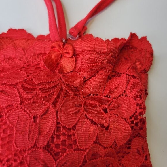 Sexy Red Bralette Crop Top Lace Bandeau Adjustable Straps Removable Pads - NEW - Picture 6 of 8